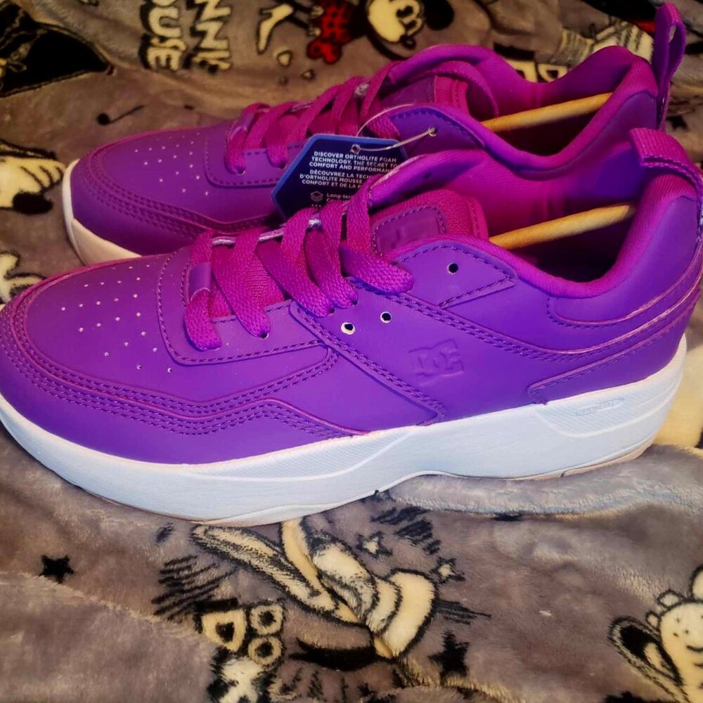 Neon Purple DC Women Skateboard Shoe Size 8 New With Tags